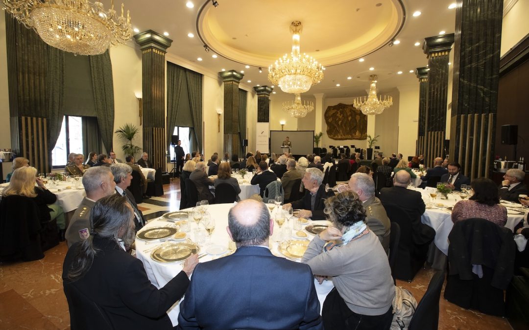 El General Amador Enseñat y Berea, recibe el “Gallego del Año” 2023